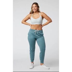 Vuori Elevation Ruched Sports Bra Gray M